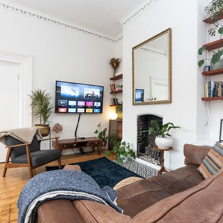 Pass The Keys Rustic And Quirky Flat In Charming Charlton Village London Kültér fotó