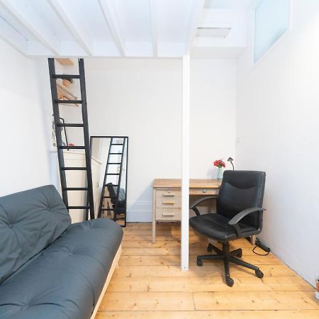Pass The Keys Rustic And Quirky Flat In Charming Charlton Village London Kültér fotó