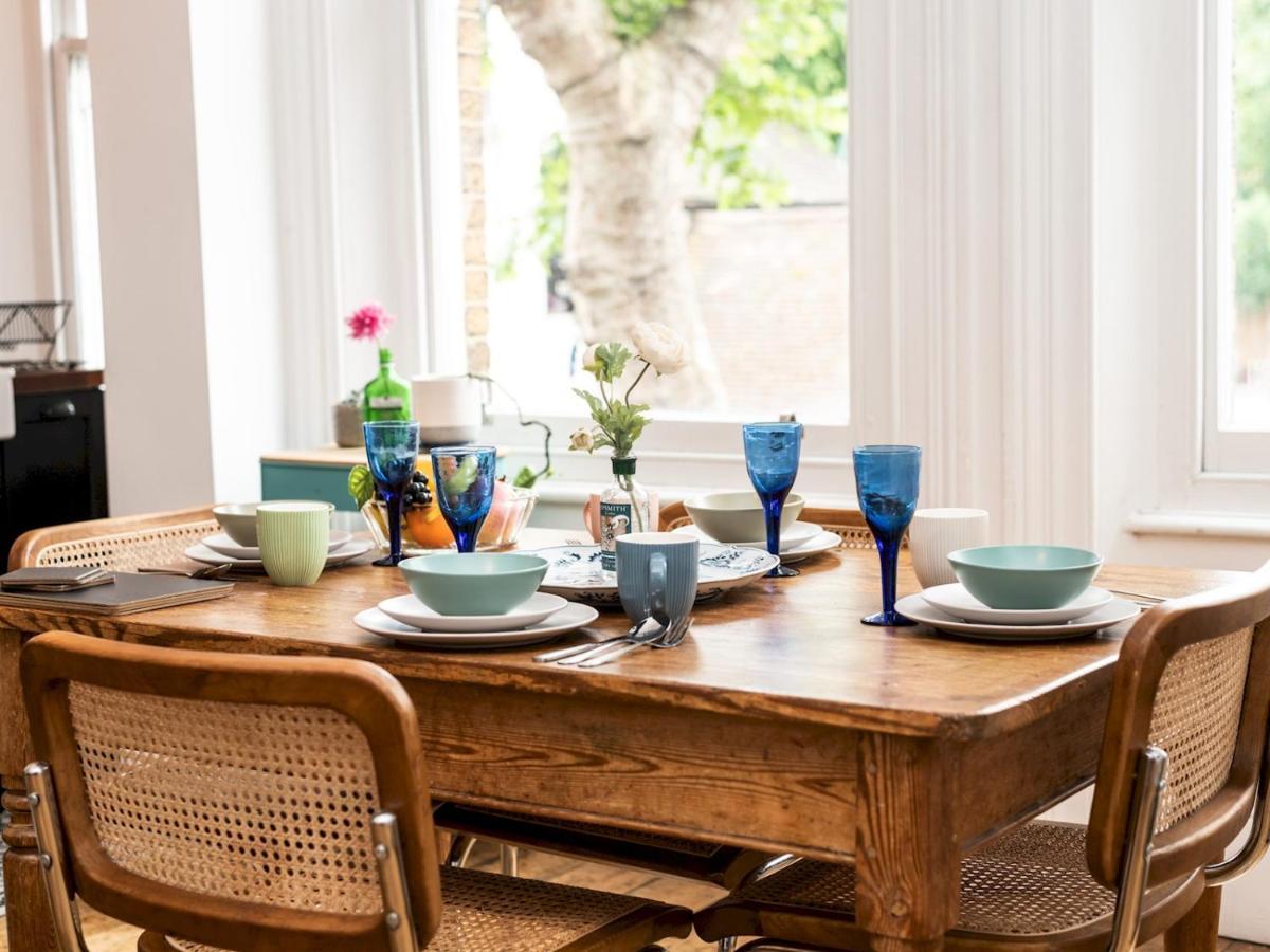Pass The Keys Rustic And Quirky Flat In Charming Charlton Village London Kültér fotó