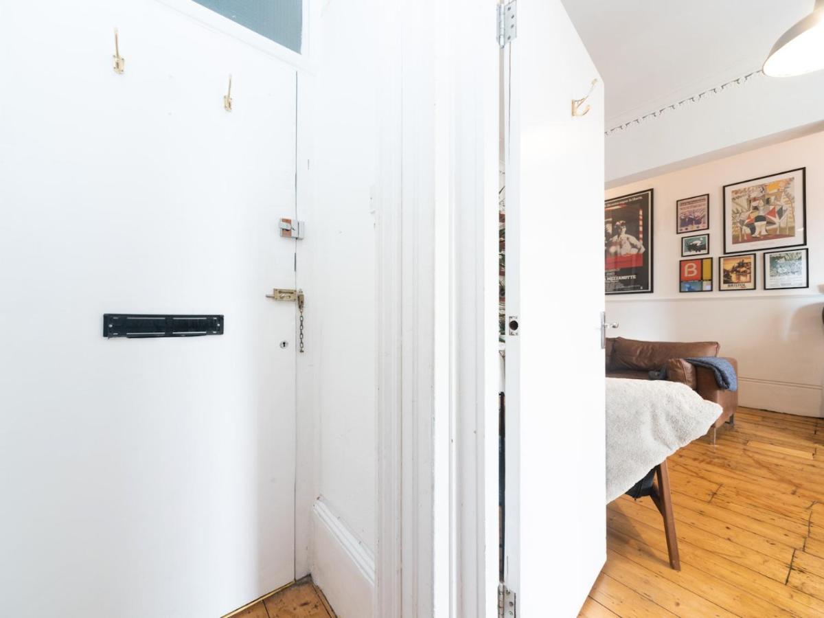 Pass The Keys Rustic And Quirky Flat In Charming Charlton Village London Kültér fotó