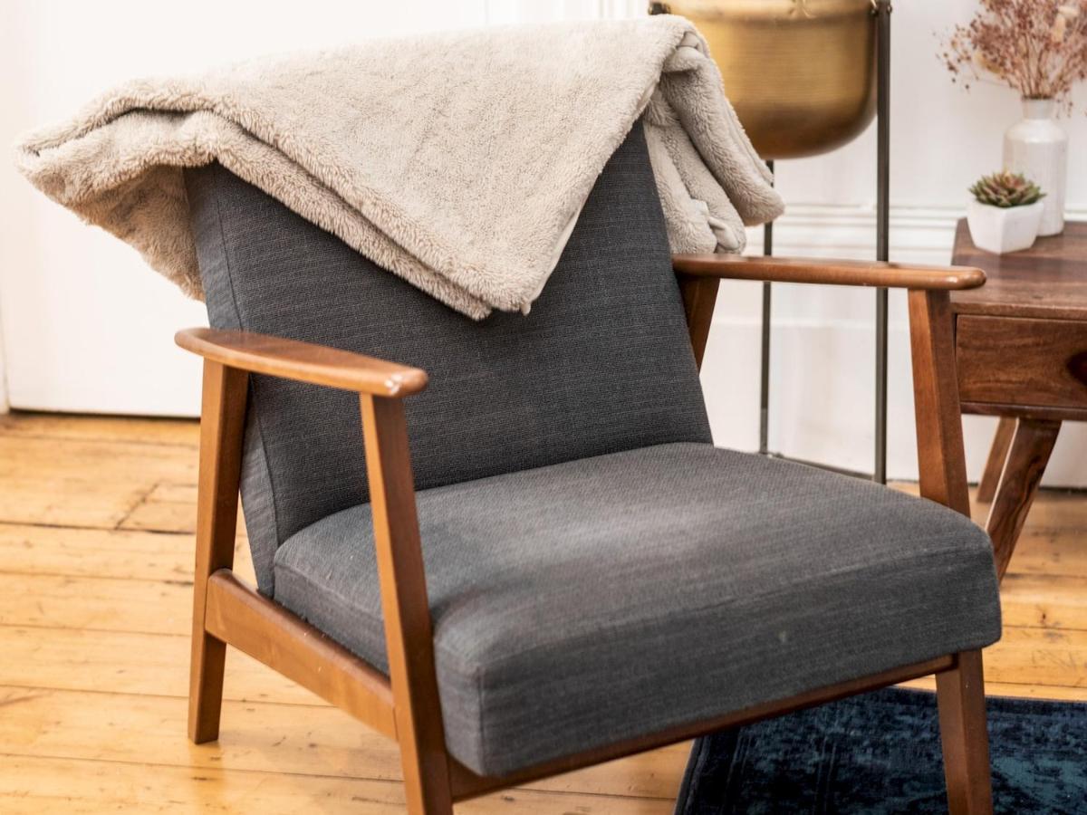 Pass The Keys Rustic And Quirky Flat In Charming Charlton Village London Kültér fotó