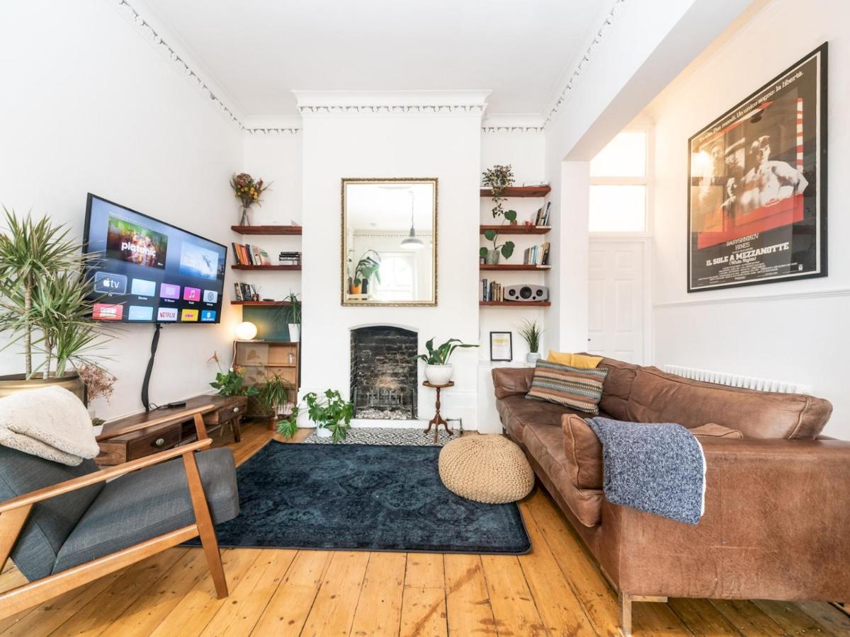 Pass The Keys Rustic And Quirky Flat In Charming Charlton Village London Kültér fotó