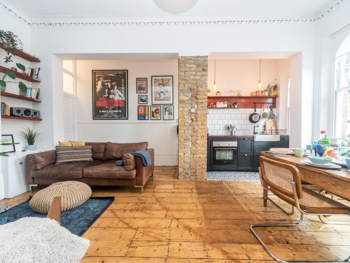 Pass The Keys Rustic And Quirky Flat In Charming Charlton Village London Kültér fotó