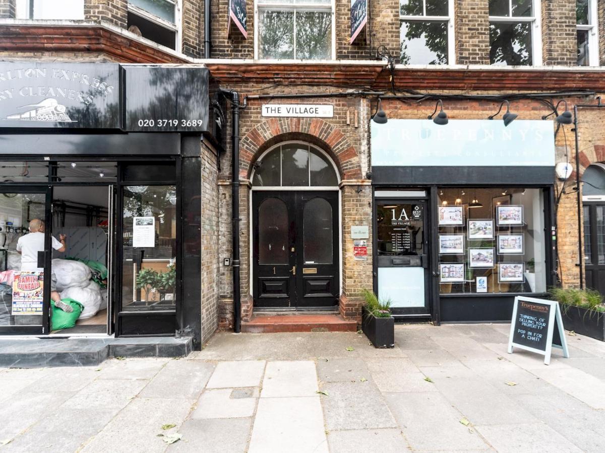 Pass The Keys Rustic And Quirky Flat In Charming Charlton Village London Kültér fotó